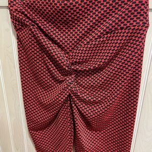 XJBOOST red/black scrunch butt bike shorts
